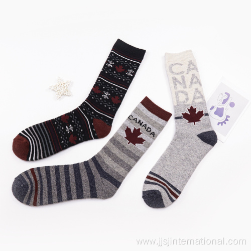 autumn and winter maple leaf pattern socks